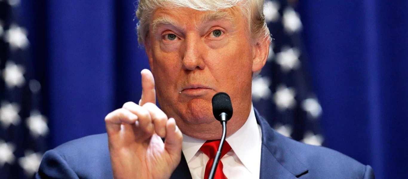 Τραμπ: Σημαντική μείωση φόρων για τη μεσαία τάξη εάν εξασφαλίσει δεύτερη θητεία στο Λευκό Οίκο